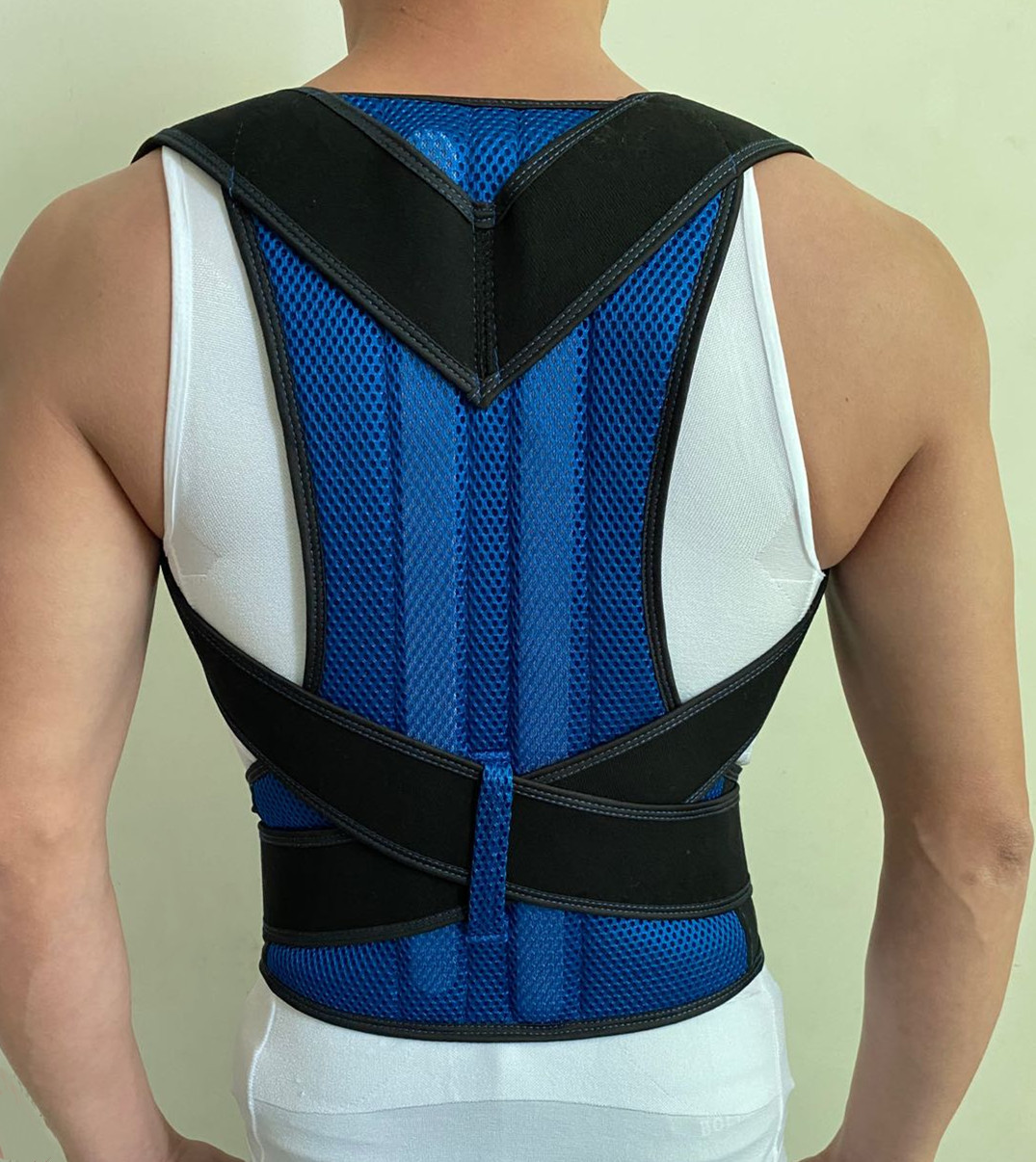Discrete AlignBack Posture Support Belt